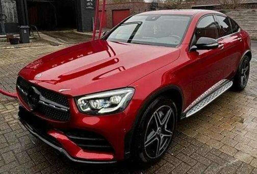 Mercedes-Benz GLC Coupé 300 e 4Matic 9G-TRONIC AMG Line