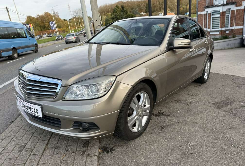 Mercedes-Benz C 180 Kompressor BlueEFFICIENCY Elegance