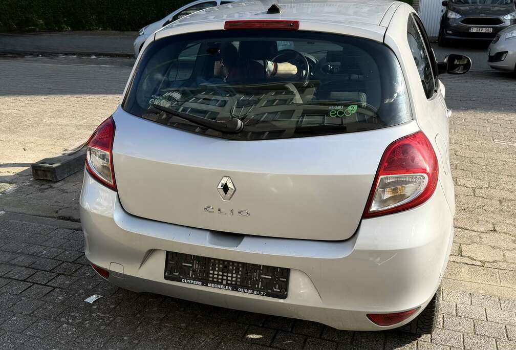 Renault 1.2i 20th anniversaire