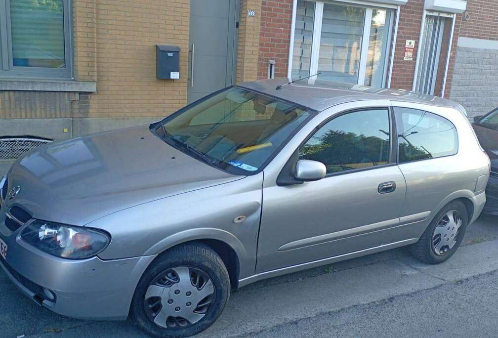 Nissan 1.5i 16v Acenta