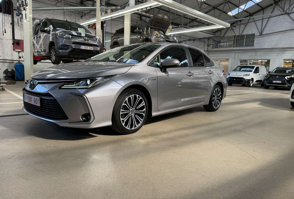 Toyota Corolla Hybrid 1.8 Dynamic Plus e-CVT