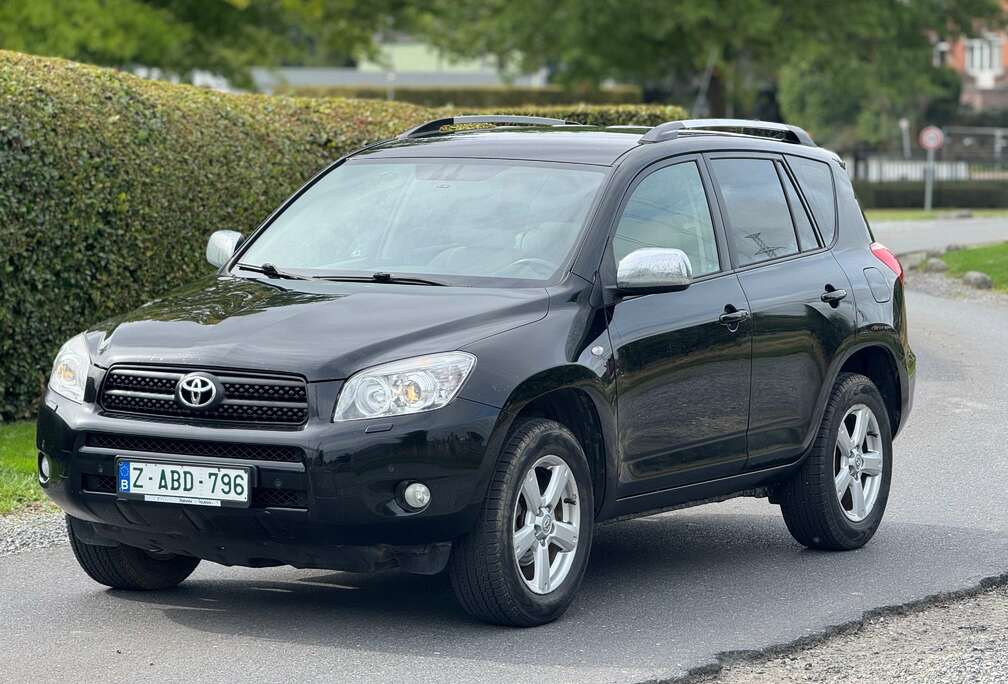 Toyota 2.0i VVT-i 16v VX EXPORT ONLY