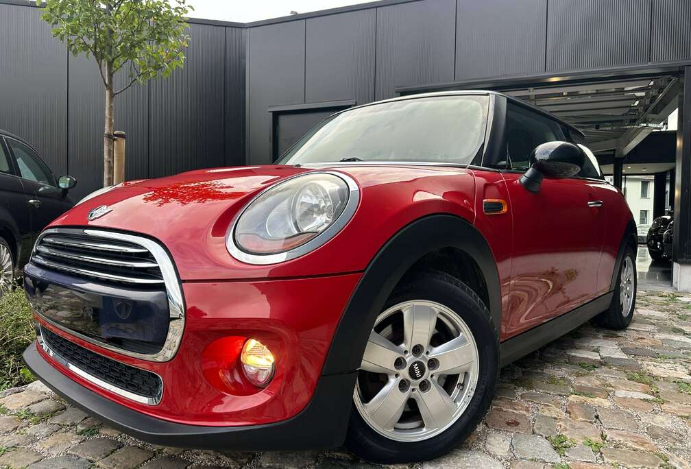 MINI Cooper 1.5i Rood - Radio - Bluetooth - Airco - Stoelverw - LEZ OK - mooie opties!