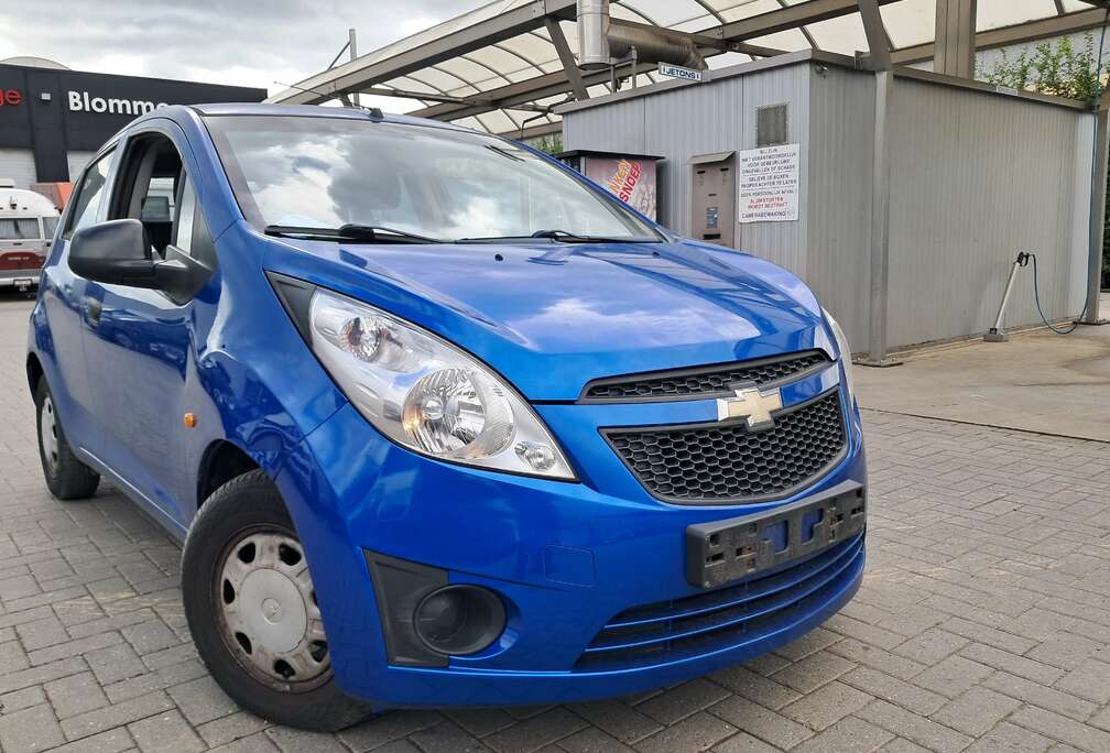 Chevrolet 1.0i LS+