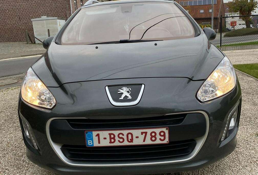 Peugeot 308 SW PREMIUM PACK 1.6 HDI