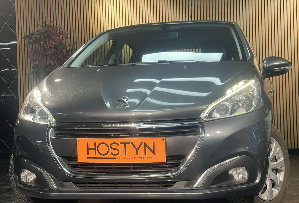Peugeot 1.2i*GARANTIE 1AN*NAVI*CLIM