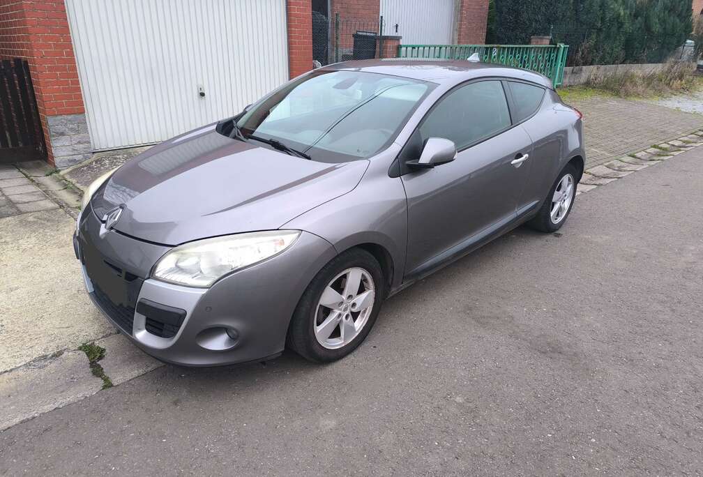 Renault Mégane Coupé 1.5 dCi Dynamique FAP