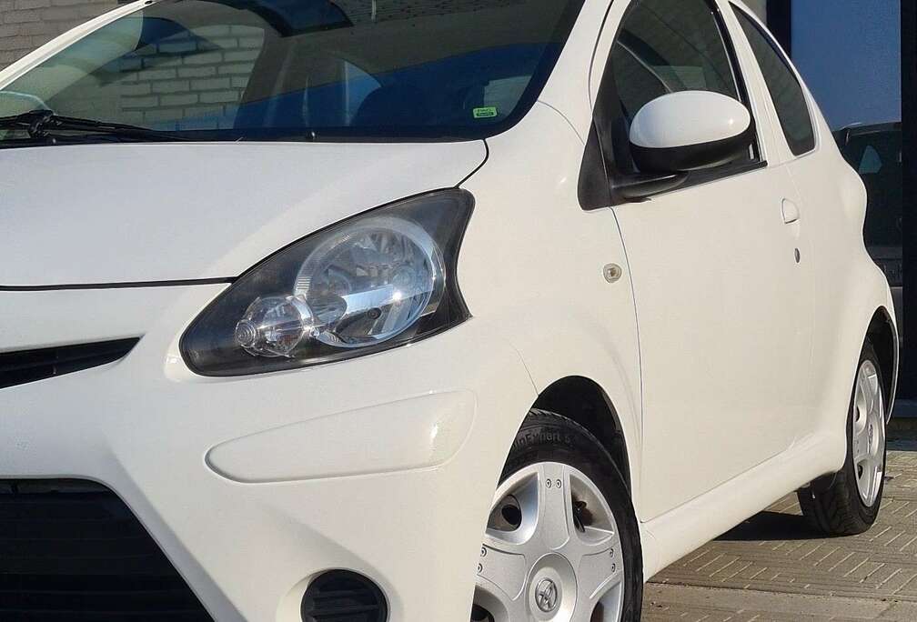 Toyota 1.0i Comfort MMT