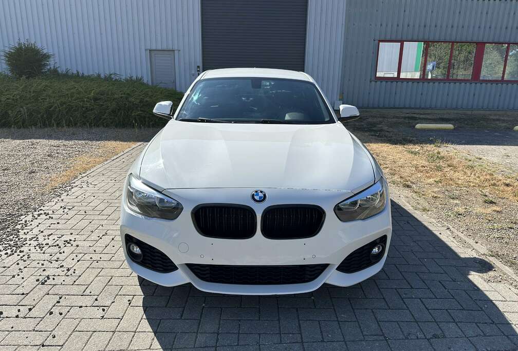 BMW 118i M PACK  LEICHTE UNFALL
