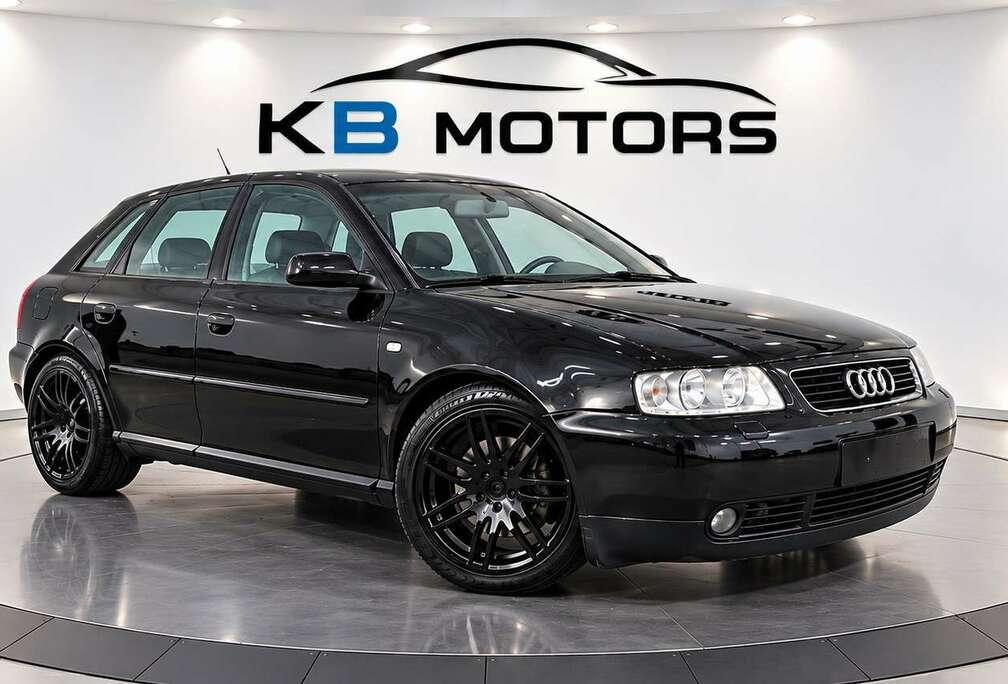 Audi 1.8 Turbo Ambiente Design Tiptronic