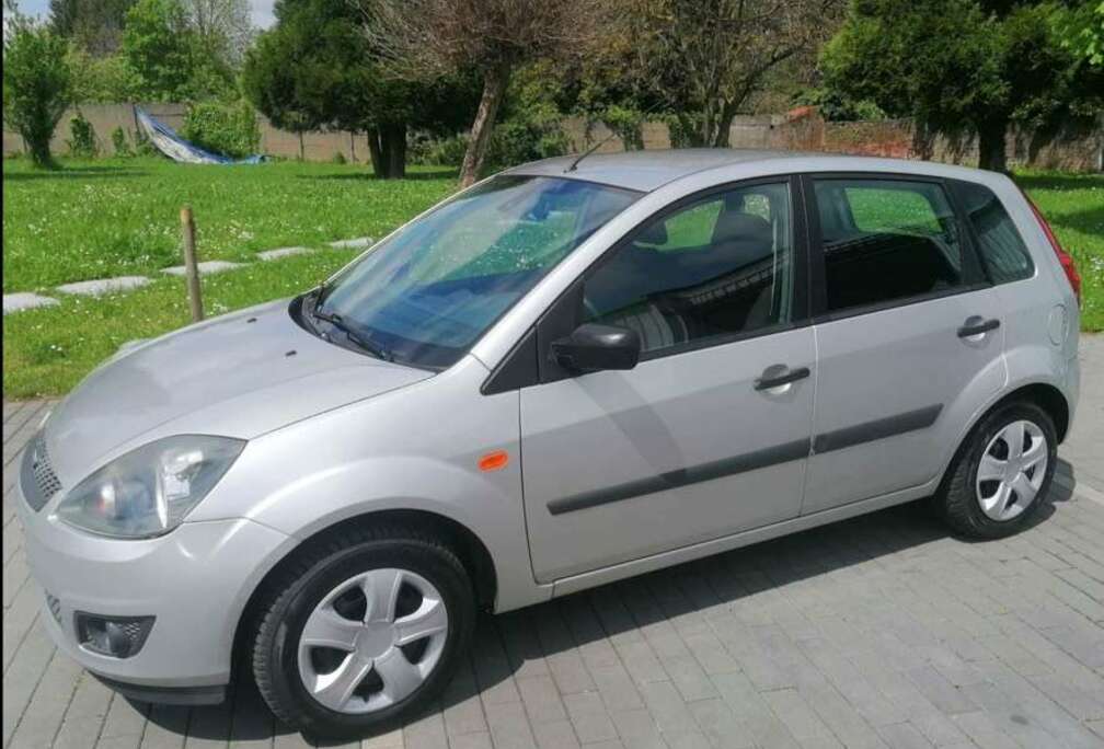 Ford 1.3i Ambiente
