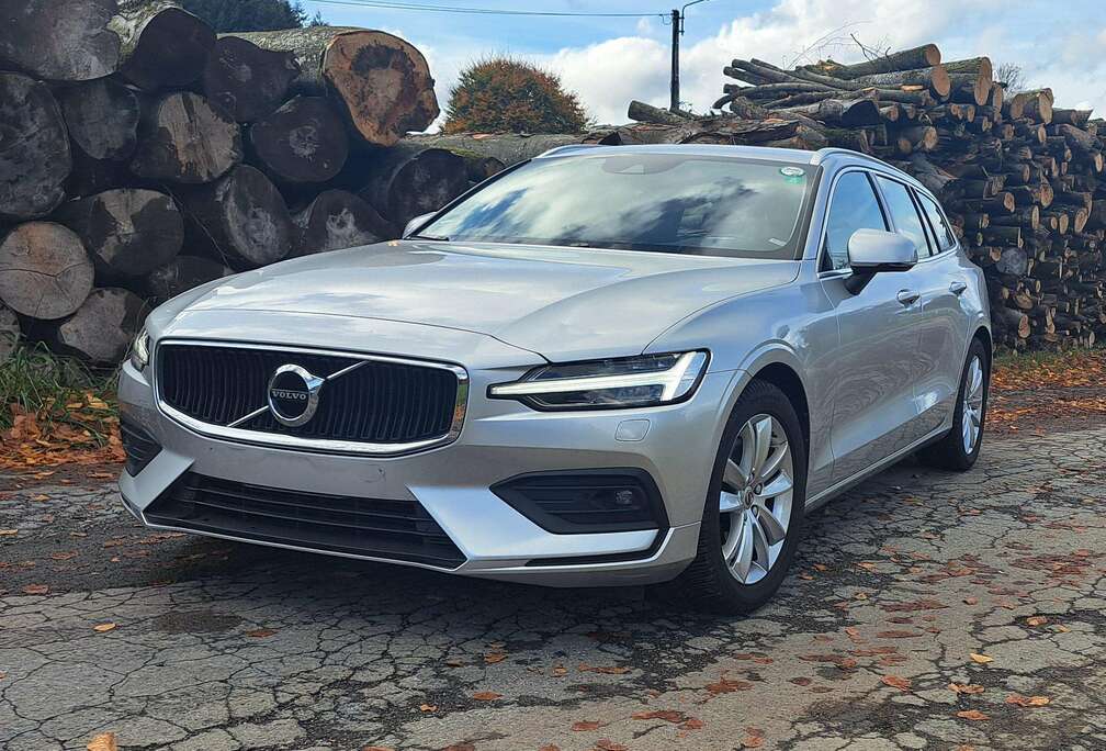 Volvo V60 2.0 B3 MHEV Momentum Pro Geartronic