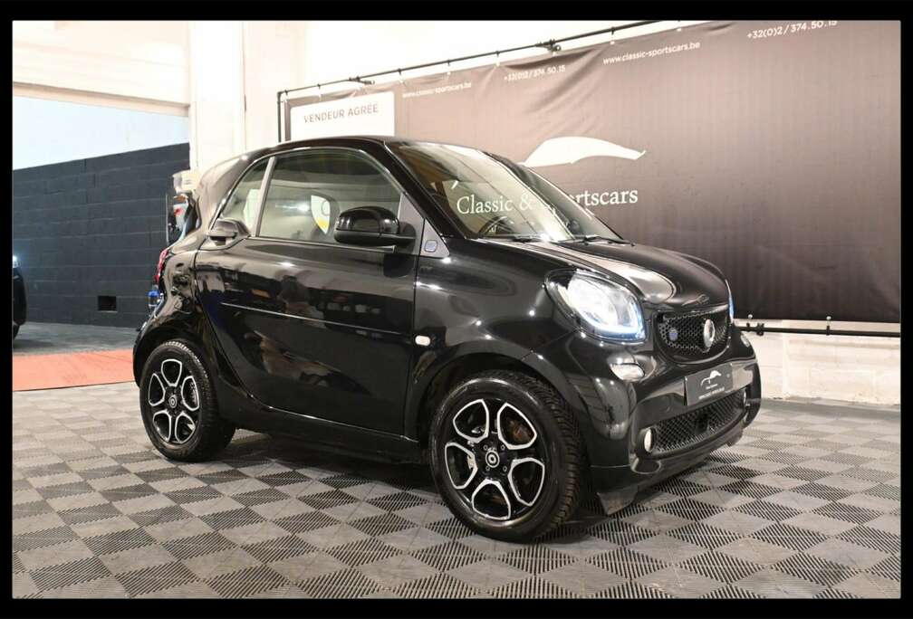 Smart Fortwo EQ 17.6 kWh / CUIR / GPS NAVI / DISTRONIC
