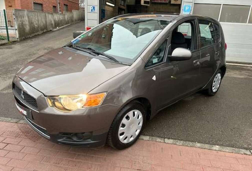 Mitsubishi Colt 1.3i Invite - Très belle Garantie