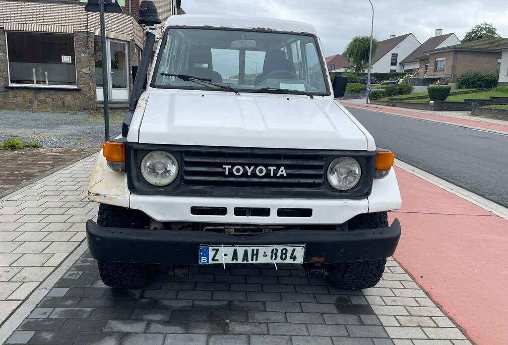 Toyota PZJ75     Fourgon