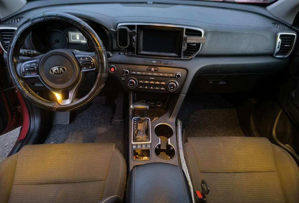 Kia Business 1.7 CRDi 141 ISG 4x2 DCT7 Active
