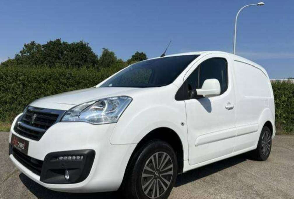 Peugeot 1.6 BENZINE*AIRCO/CC/GPS/3ZIT/CAMERA/FULL