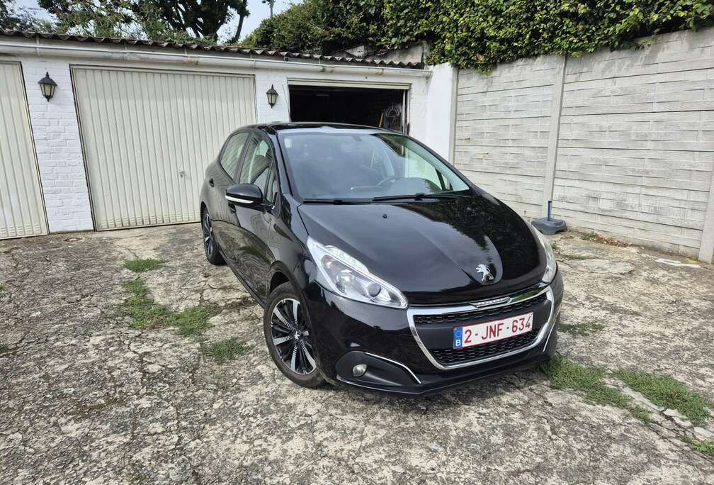 Peugeot 1.2i PureTech Allure