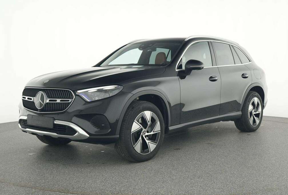 Mercedes-Benz e 4MATIC Luxury Line  Panoramisch Dak  360 Park