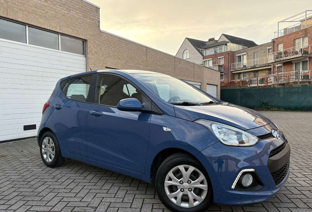 Hyundai i10 1.0 Automaat  / 12 M Garantie