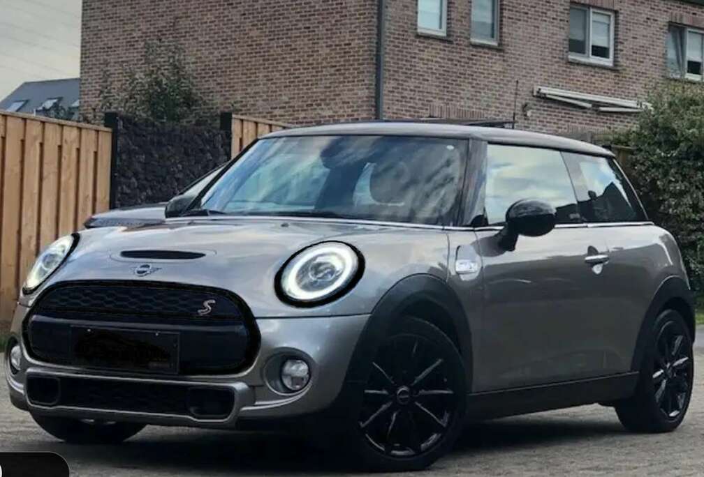 MINI 2.0 LCI 10/2018 Etat impec Cuir toit ouvrant Pano