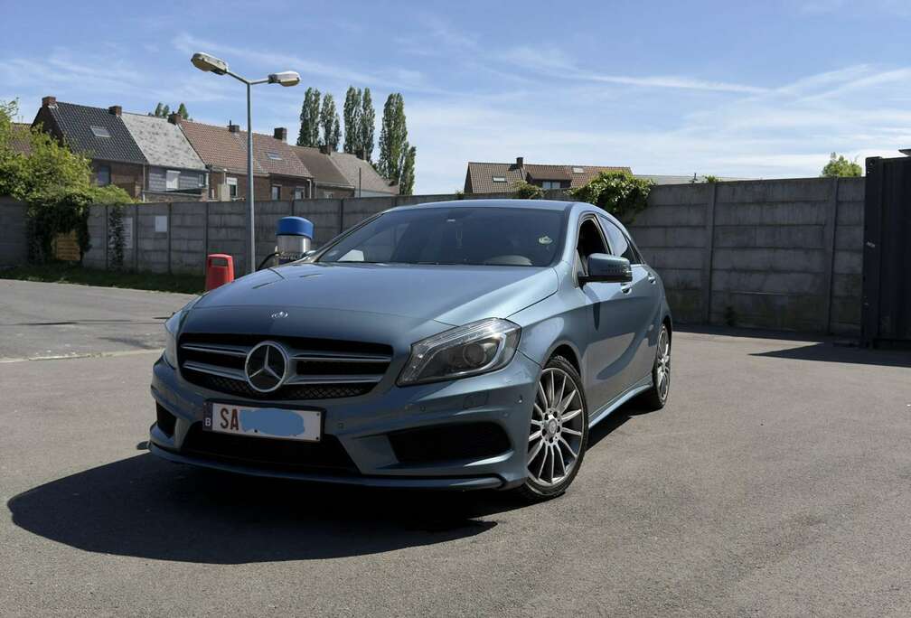 Mercedes-Benz Pack AMG - Carnet