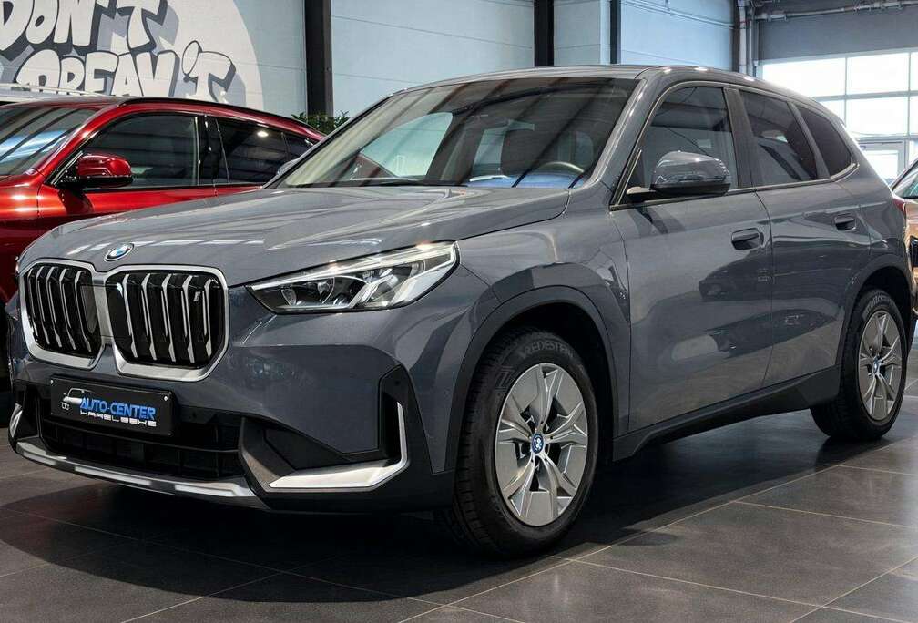 BMW iX1 xDrive Leder Camera Zetel-en stuurverwarmingm