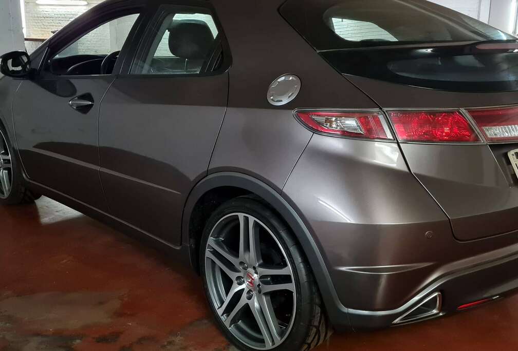 Honda Civic 1.4i