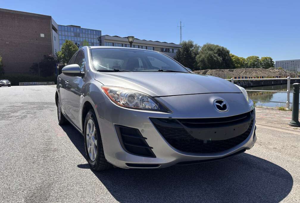Mazda 1.6i Active