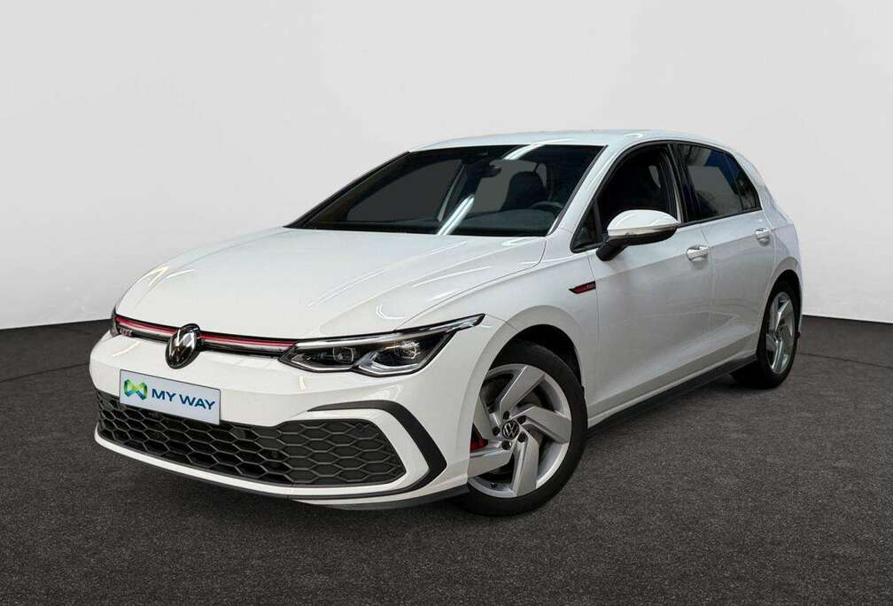 Volkswagen 2.0 TSI (245pk) MANUEEL /// Cruise controle /// Apple carplay & android auto /// Parkeersensoren voor en achter