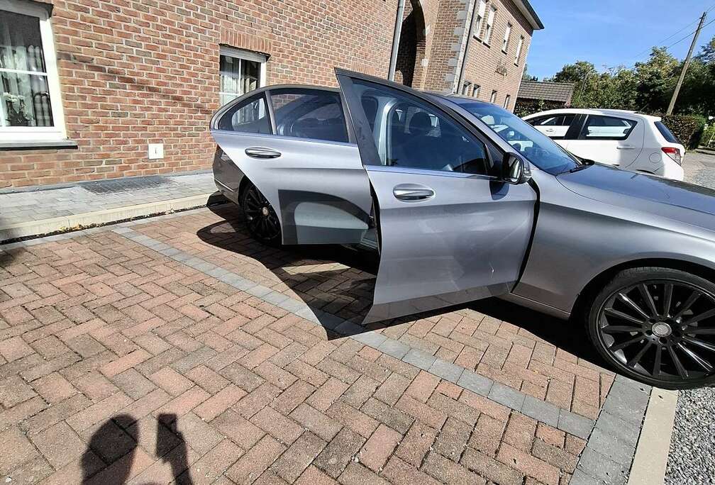 Mercedes-Benz d 7G-TRONIC Avantgarde