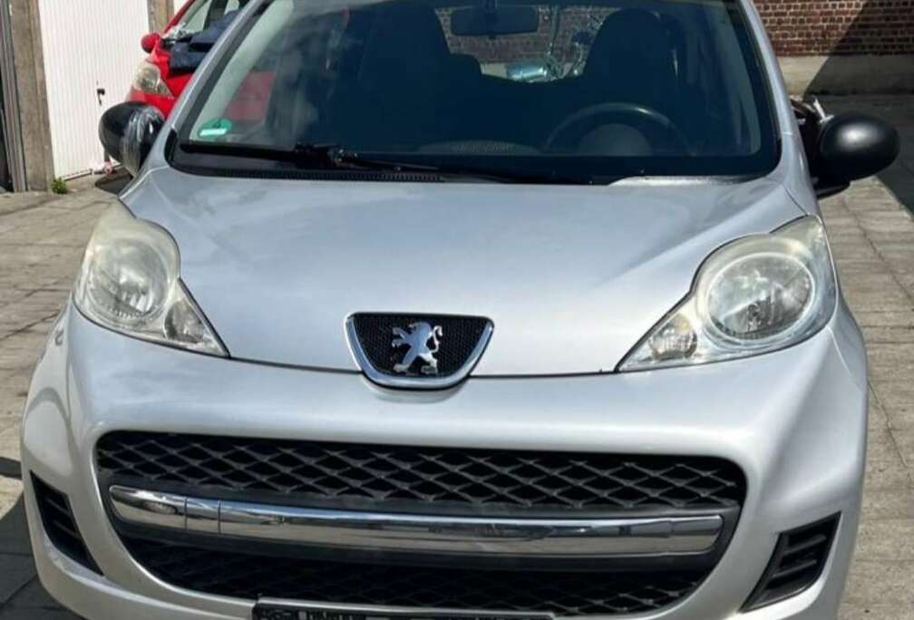 Peugeot 107 1.0i Urban