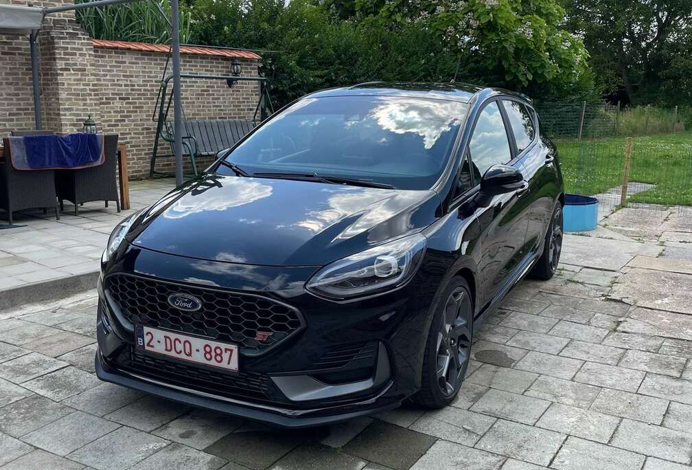 Ford 1.5 EcoBoost S&S ST X