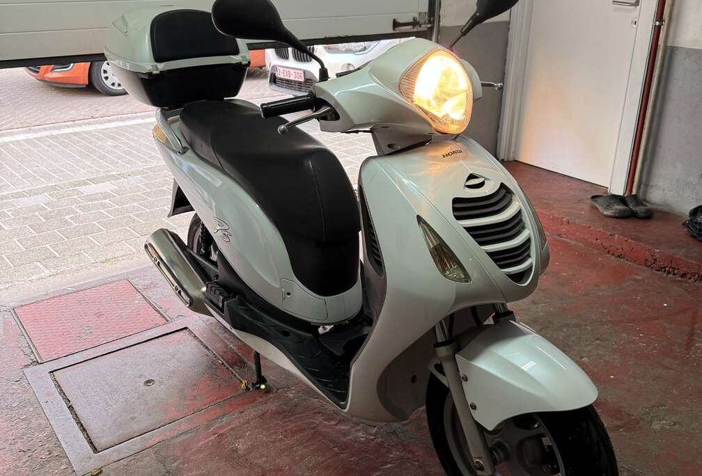 Honda