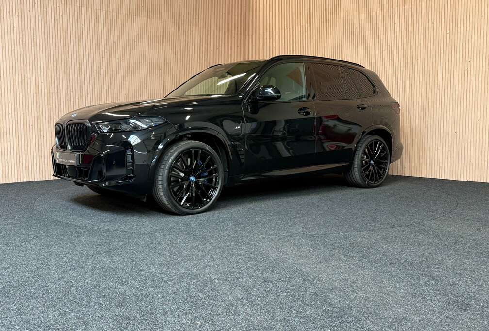 BMW X5 PHEV 3.0AS xDrive50e| M-pack| Full black !