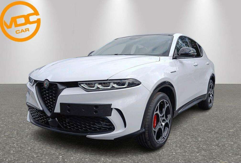 Alfa Romeo Veloce Plug-In Hybrid Q4