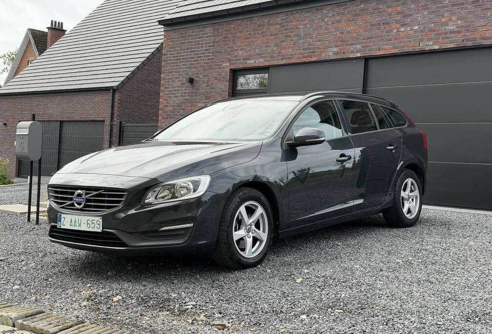 Volvo 1.6 Diesel Automaat, 83.000 Km, Navi, Bluetooth
