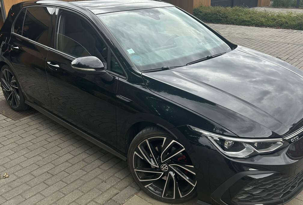 Volkswagen Golf 8 gtd 2022