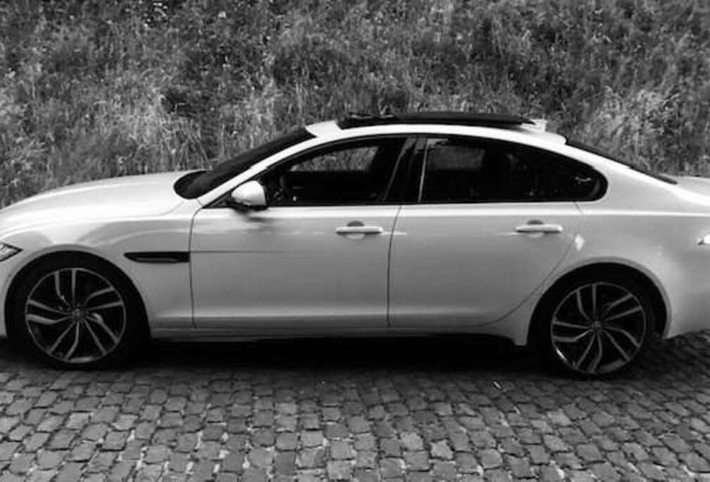 Jaguar XF S