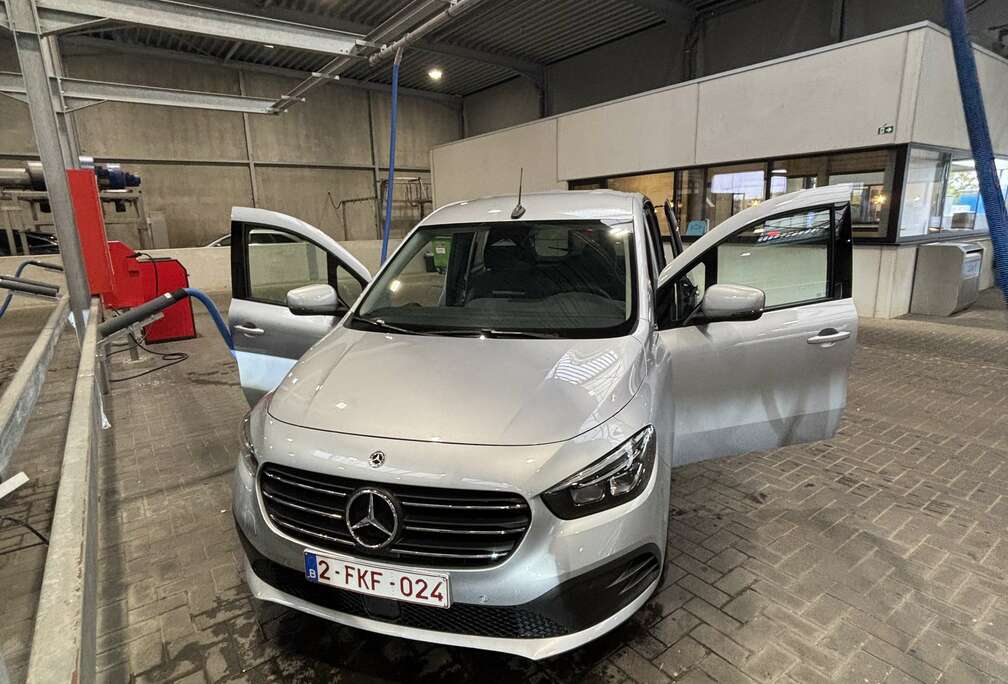 Mercedes-Benz T 180 d Automatik Edition