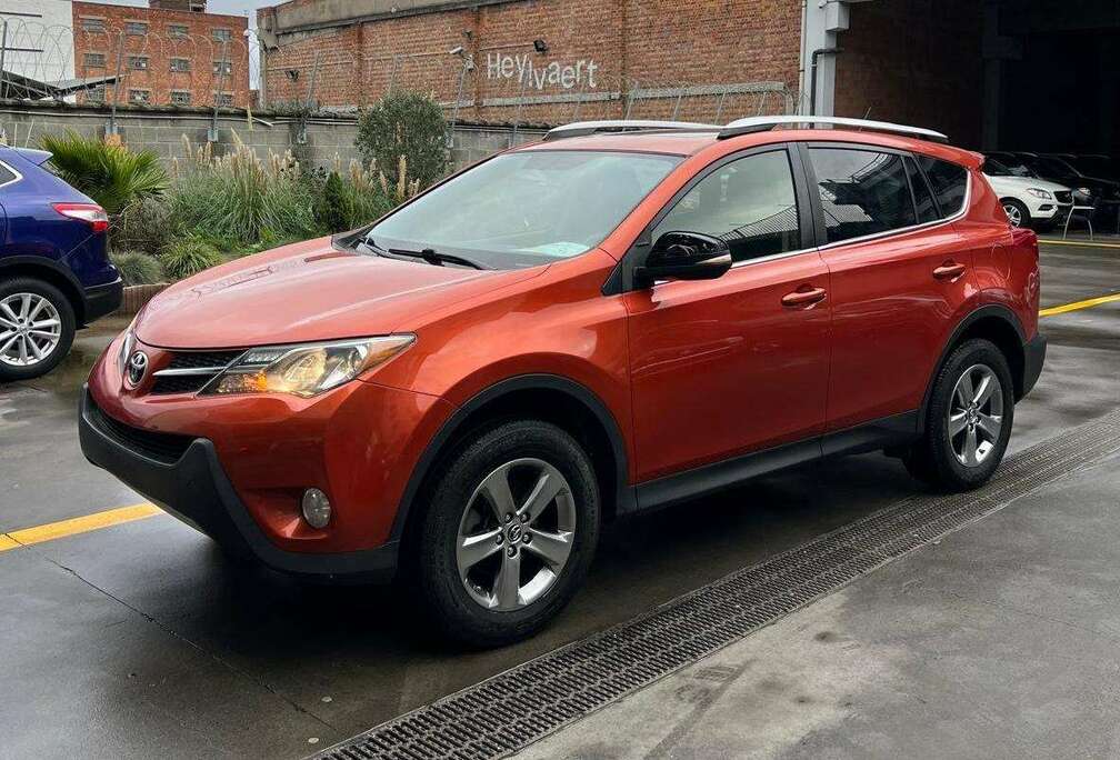 Toyota XLE-AWD-ONLY FOR EXPORT OUT OF EUROPE