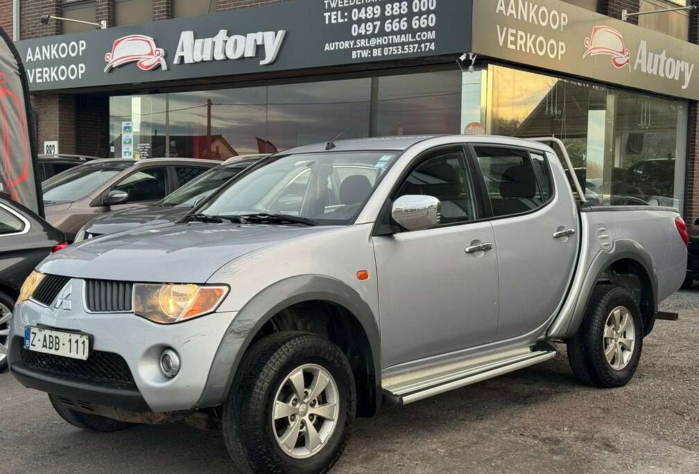 Mitsubishi 2.5 Turbo DI-D 4WD