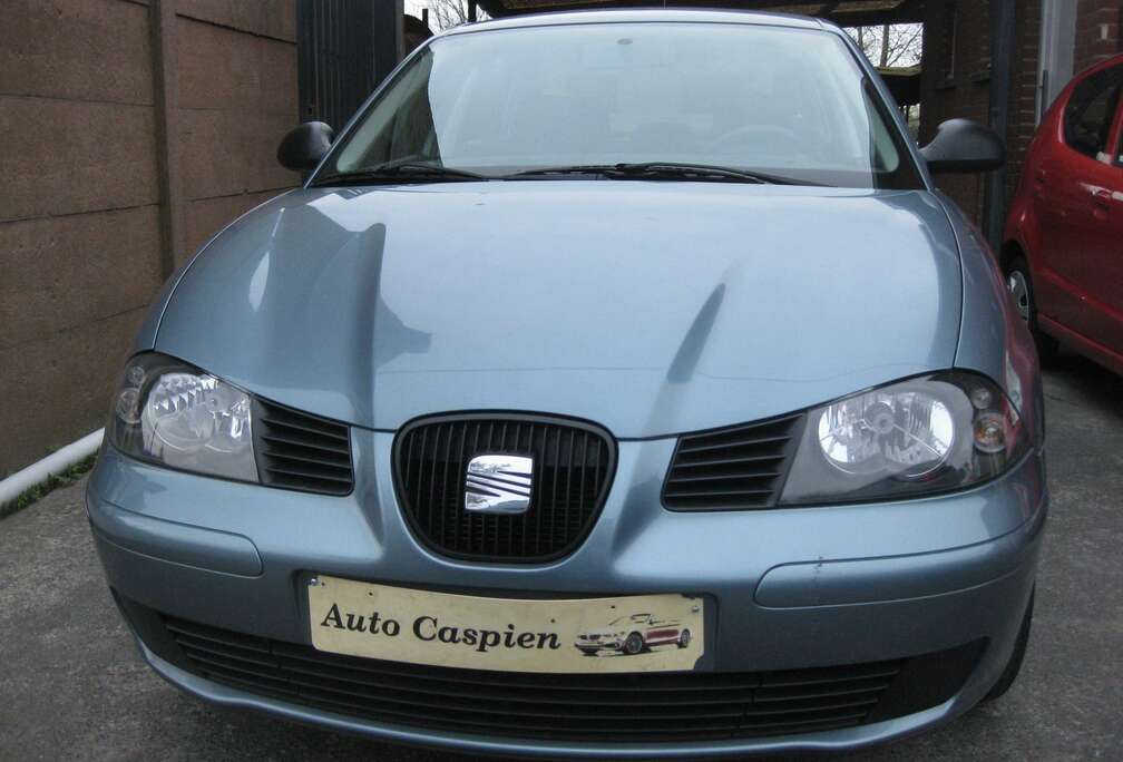 SEAT 1.4 TDi Clim 101.000 km Feuille rose Prêt à immatriculer