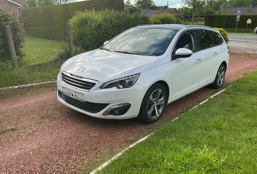 Peugeot 308 SW 1.2 PureTech Allure STT