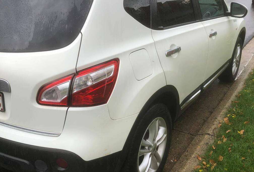 Nissan Qashqai 1.6i 2WD Urban Edition 18\'\' Chrome Pack