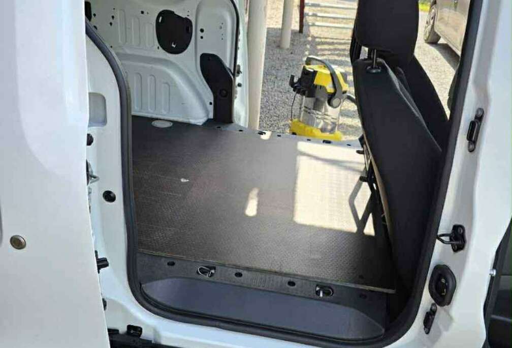 Dacia 1.3 TCe Work Edition  S/S (EU6.2)