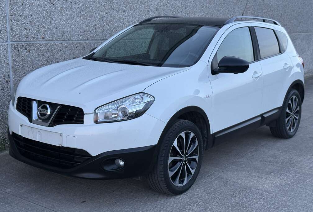 Nissan 1.6i Airco Navi Camera Pano start rijd perfect