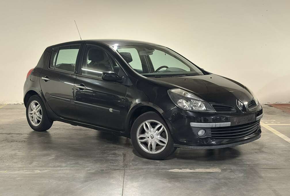 Renault 1.4i 16v PRETE A IMMATRICULER