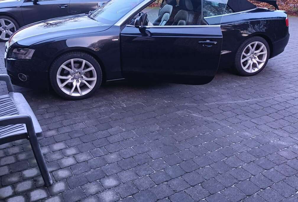 Audi Cabriolet 3.0 TDi V6 Quattro S line DPF tronic