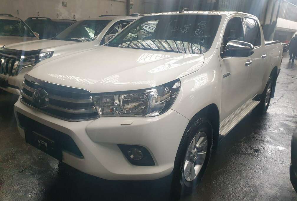 Toyota 2.4 D-4D 4WD Comfort